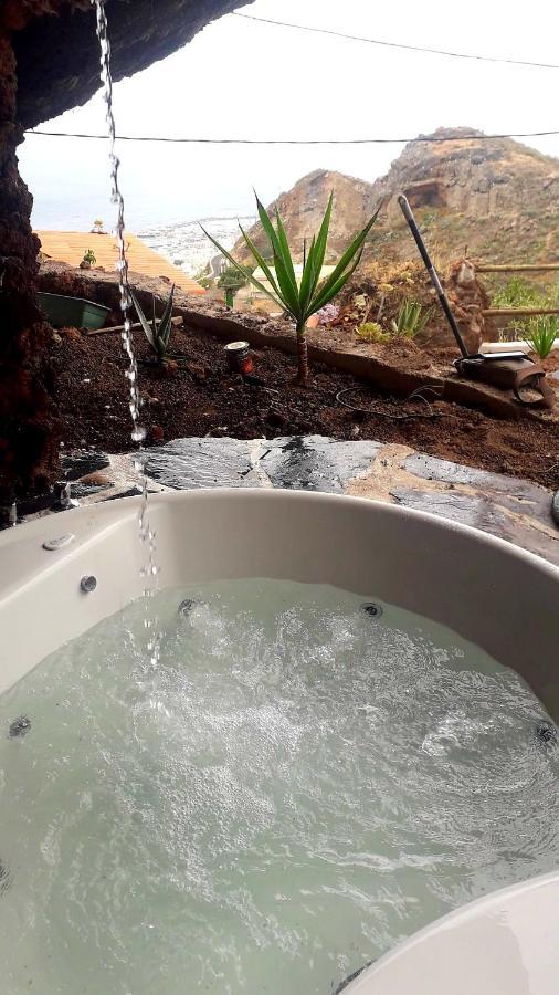 Casa Rural Alessia With Jacuzzi ,Garden & Swimming Pool Santa Cruz de Tenerife Dış mekan fotoğraf